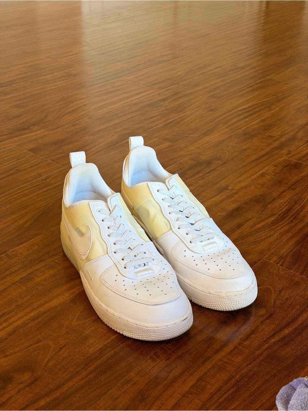 Nike White and Cream Low-Top Athletic Sneakers